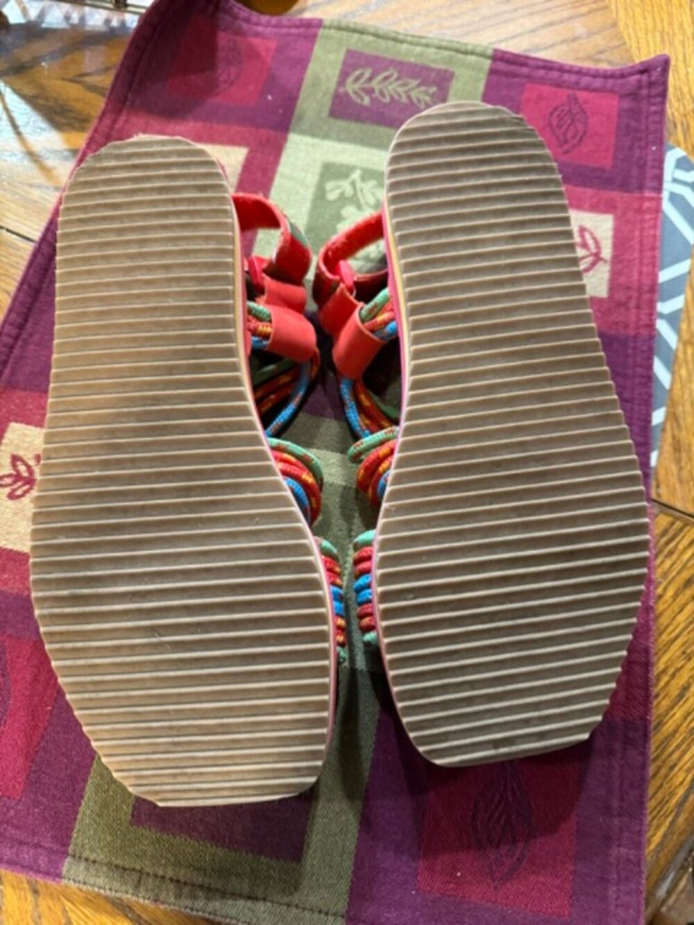Farm Rio Sandals, size 8 US - Picture 4 of 4